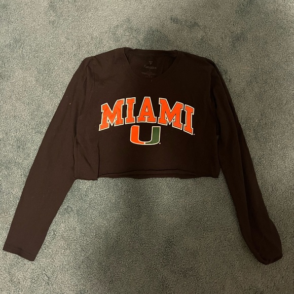 Fanatics Tops - 🔥3 for $25 University of Miami cropped long sleeve tee